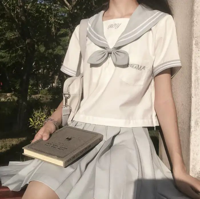 牧蜂姑娘